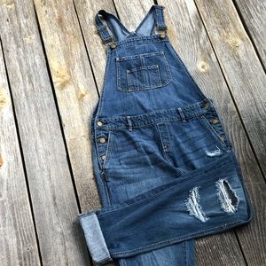 American Rag Cie distressed denim Overalls size 5